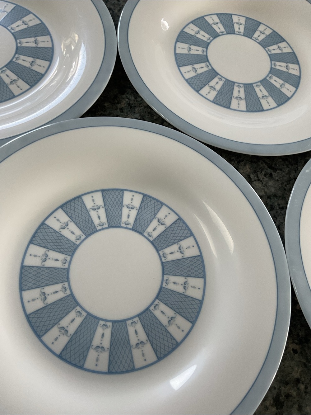 Martha Stewart 6 dessert plates. Garden Trellis 2005